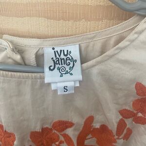 Ivory Jane Floral Embroidered Top